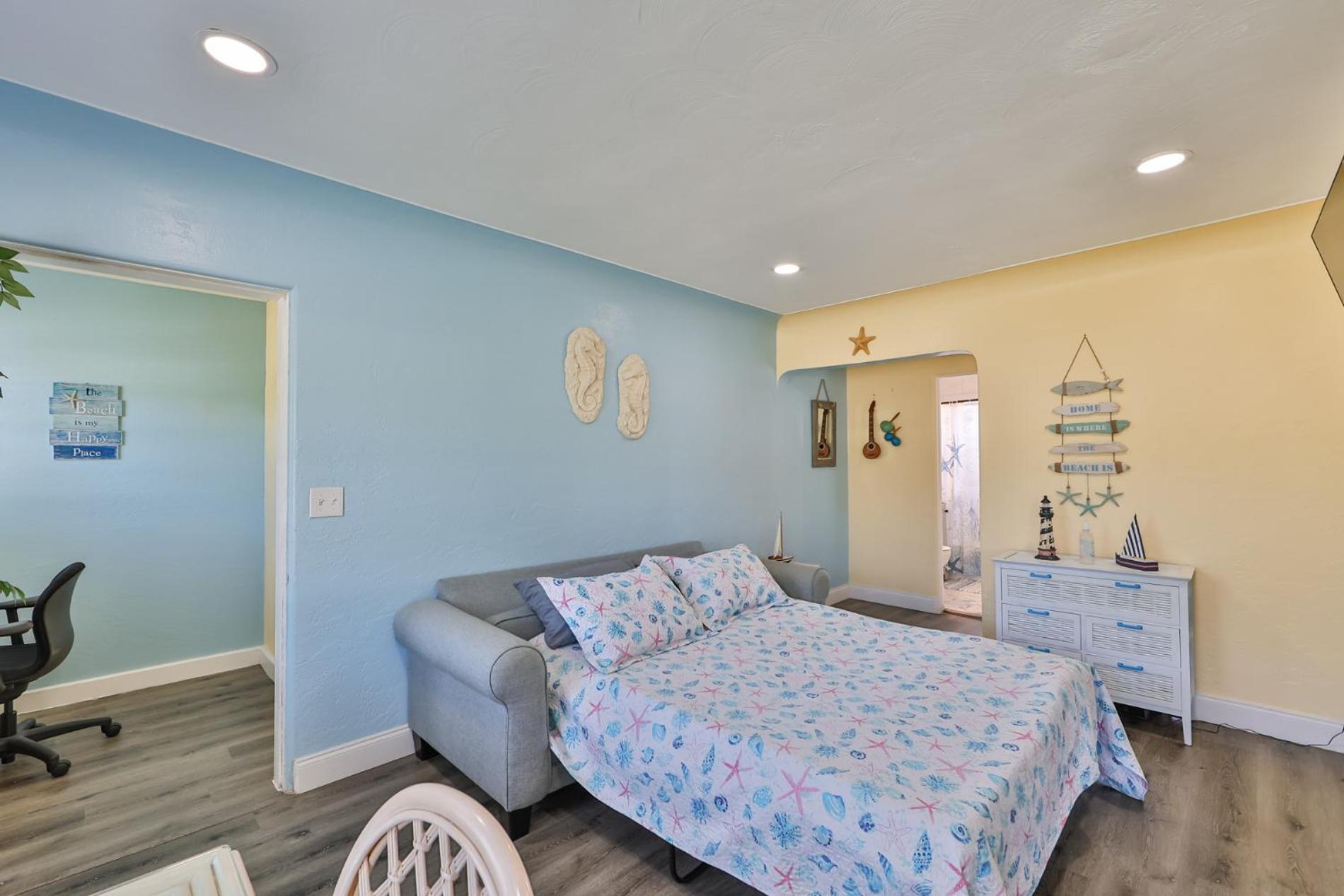 Gorgeous Beach Condo Сент-Питерсберг Экстерьер фото